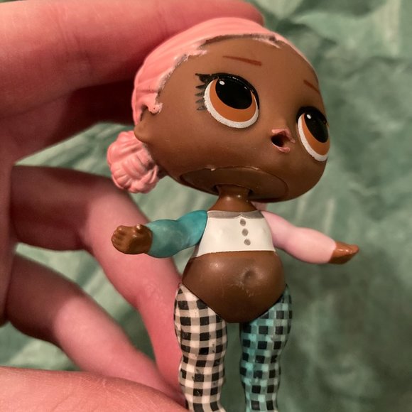 B1G2 - Pastel LOL Surprise Tot Doll - Buy 1, Get 2 FREE - Picture 3 of 5